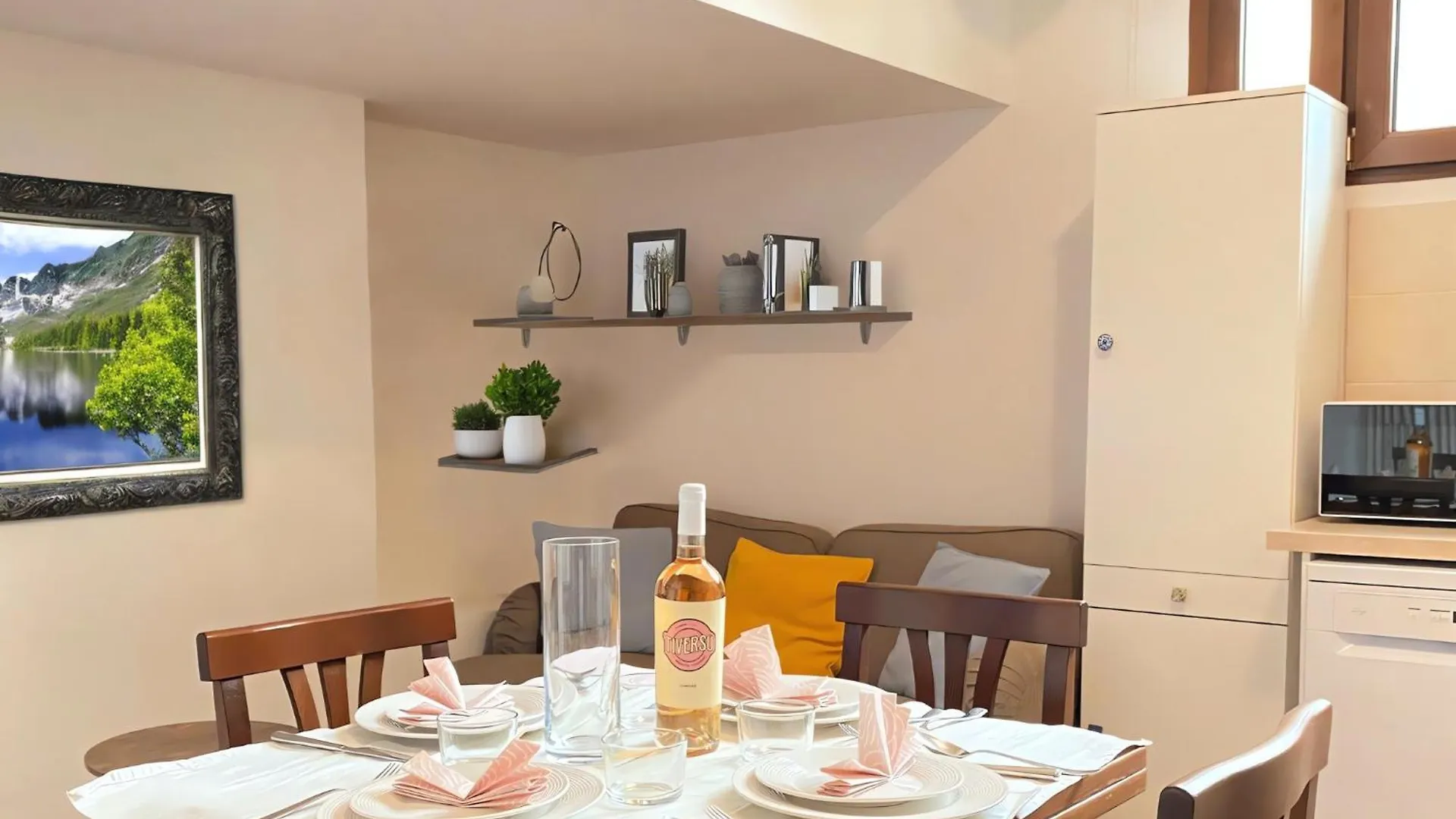 Audere Property - Azeglio Cozy Apartment フィレンツェ